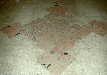 tile and mortar floor